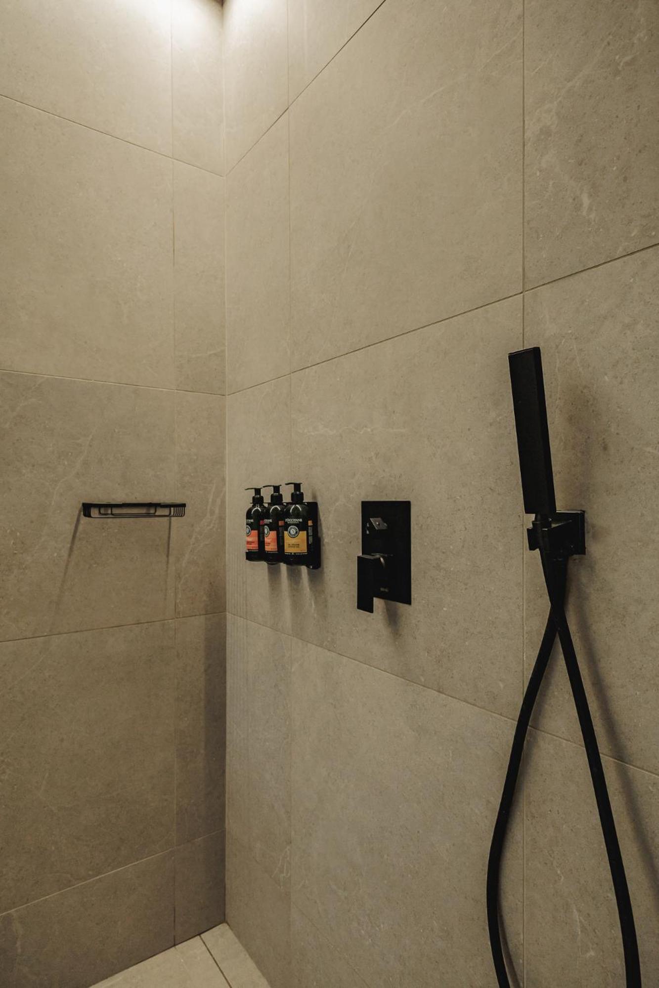 Nock - Reserved Residences 메딜린 외부 사진